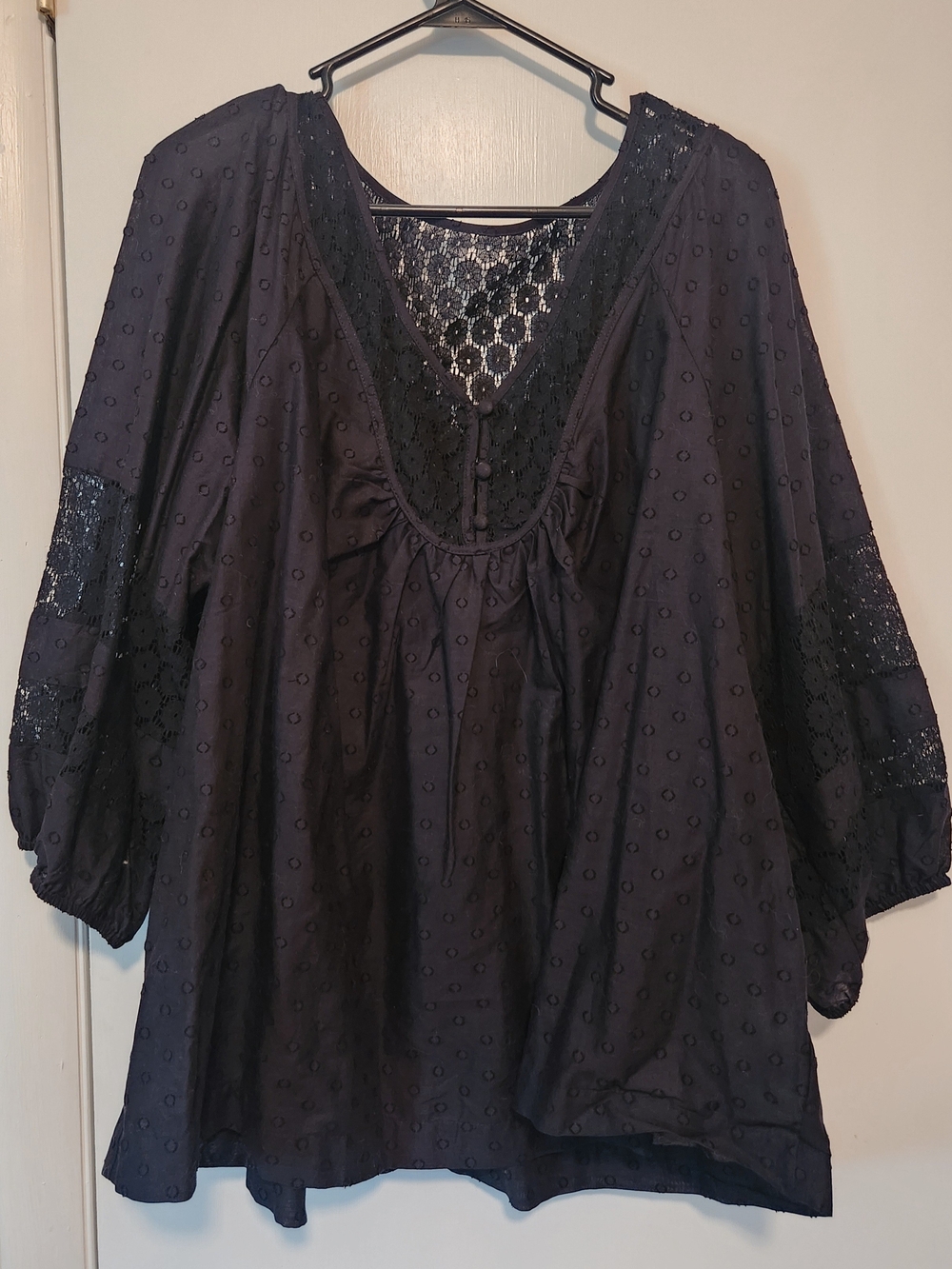 torrid Black Lace-Panel Peasant Tunic Crop 3x NWT